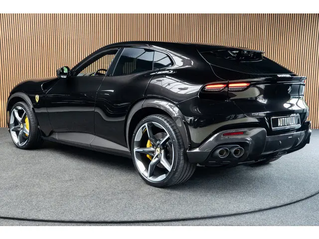 Ferrari Purosangue