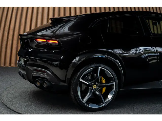 Ferrari Purosangue