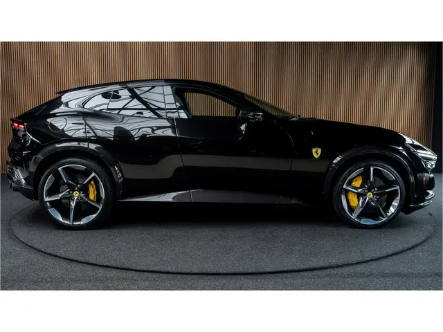 Ferrari Purosangue