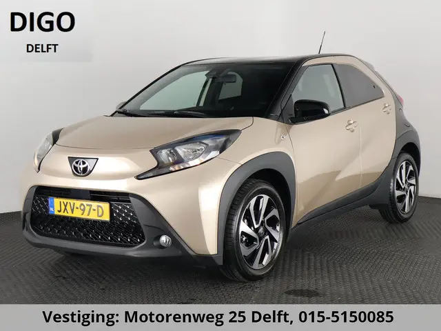 Toyota Aygo X 1.0 VVT-i MT Pulse GARANTIE TOT 03-2035! . STOELVERWARMING . APPLECARPLAY & ANDRIOD AU...