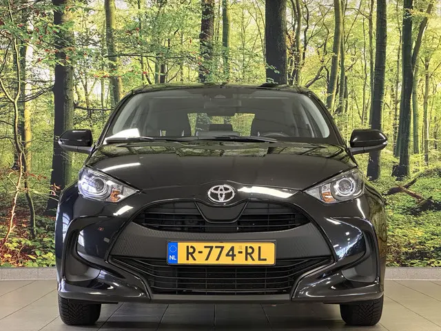 Toyota Yaris 1.0 VVT-i Active | Origineel Nederlands! | Adaptieve Cruise Control | Achteruitrijcamer...
