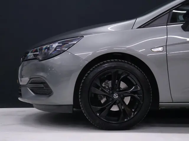 Opel Astra Sports Tourer 1.2 Business Elegance [TREKHAAK, CRUISE CONTROL, BLUETOOTH TELEFOON, ACHTER...