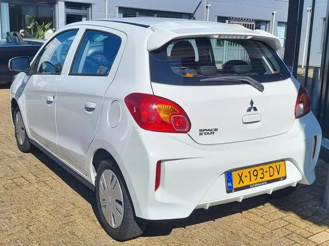Mitsubishi Space Star 1.2 Connect+ | Airco | 5 deurs | Dealeronderhouden |