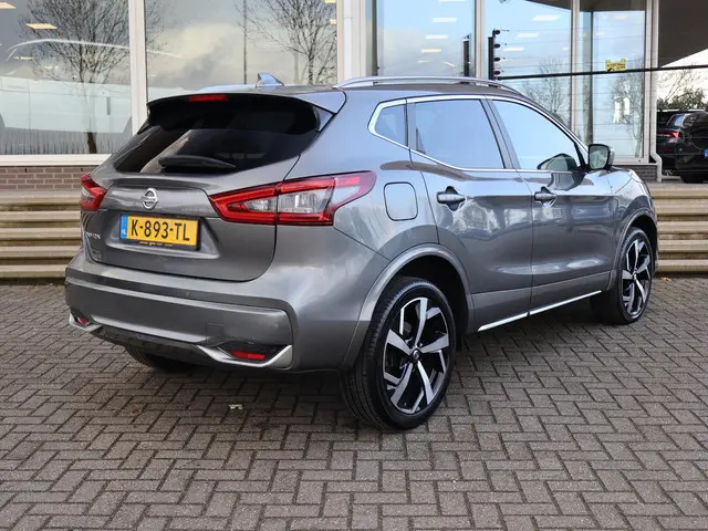 Nissan Qashqai 1.3 DIG-T TEKNA+ PANORAMA | LEDER | 360 CAMERA | ADAPTIVE CRUISE | BOSE | STOELVERW....