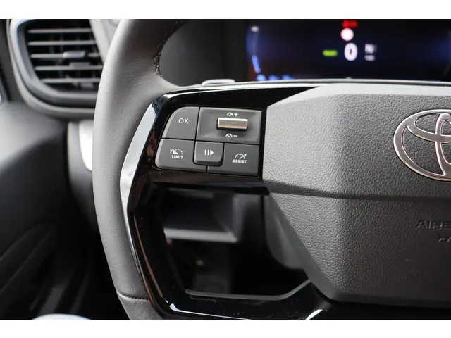 Toyota pro-ace