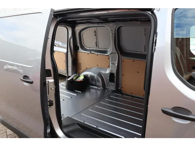 Toyota pro-ace