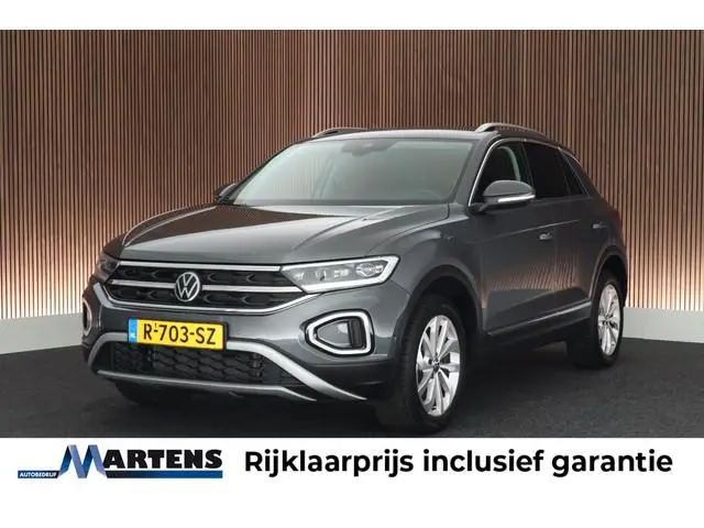 Volkswagen T-Roc 1.0 TSI 110pk Style Trekhaak LED Virtual Cockpit Navigatie