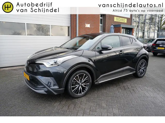 Toyota C-HR 1.2 Style LUXE! TREKHAAK - CAMERA - NAVI - STOELVERWARMING - HALF LEDER - PARKEERSENSORE...
