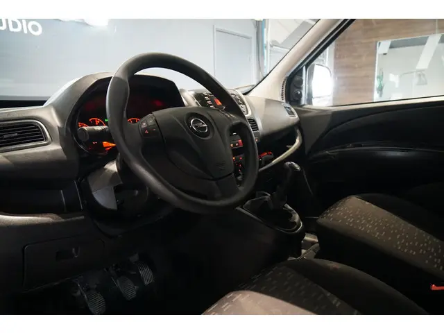 Opel Combo 1.3 CDTi L1H1 Edition