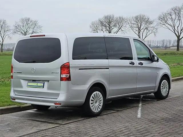 MERCEDES-BENZ VITO 114 CDI TOURER 2x airco 9-persoons!