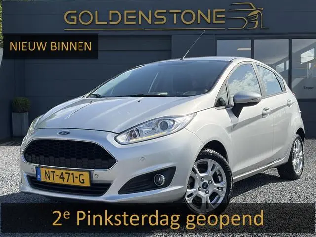 Ford Fiesta 1.0 Style Ultimate Navi,Airco,Cruise,Pdc V+A,5 Deurs,Lm velgen,N.A.P,Zeer Zuinig,Apk tot...