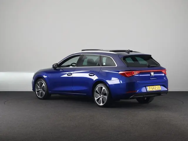 SEAT Leon Sportstourer 1.4 TSI eHybrid PHEV FR Business Intense 204pk | Panoramadak | Elektrischvers...
