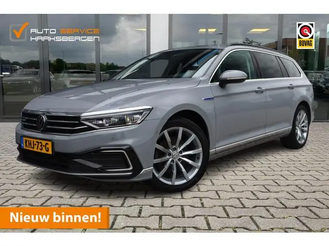 Volkswagen Passat Variant 1.4 TSI PHEV GTE Business | Matrix | 360 Camera | ACC |