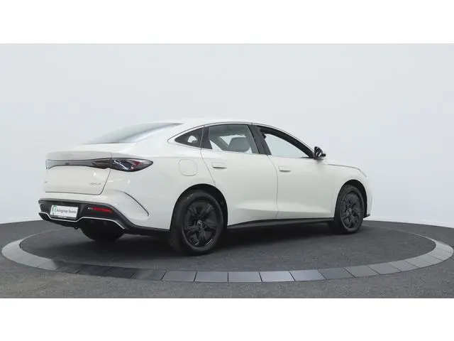 BYD SEAL 6 1.5 DM-i Boost | Private Lease 669,- p.m. |