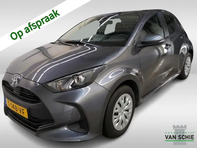 Toyota Yaris 1.5 VVT-i Active 1e-Eig. & Keurig-Onderh. BOVAG-Garantie. NL-Auto.