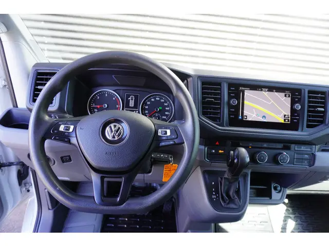 Volkswagen Crafter 180pk Automaat L3H3/L2H2 Apple Carplay Camera Trekhaak Parkeersensoren Airco  Cru...