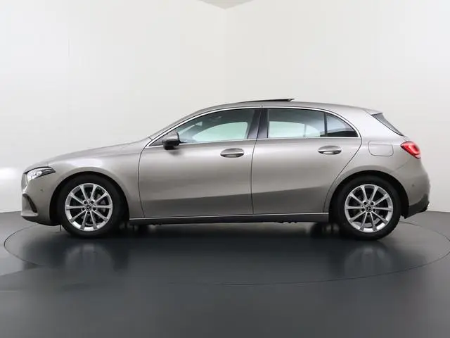 Mercedes-Benz A-klasse 180 Business Solution Luxury | Pano | Memory | Keyless