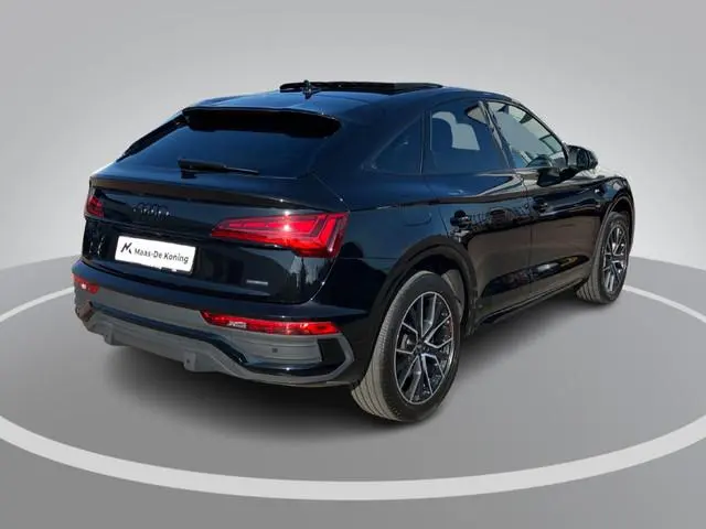 Audi Q5 Sportback 50 TFSIe 220kW/299PK S Line · Panoramadak · Camera · Apple/Android Car Play · Driv...