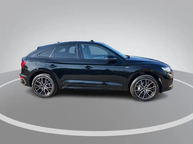 Audi Q5 Sportback 50 TFSIe 220kW/299PK S Line · Panoramadak · Camera · Apple/Android Car Play · Driv...