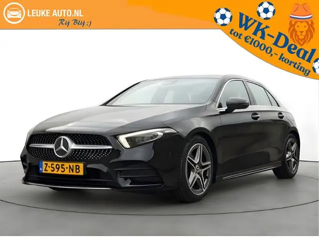 Mercedes-Benz A-klasse 180 AMG Wide-Screen Multibeam Burmester