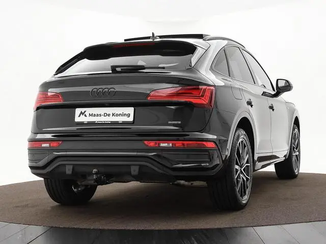 Audi Q5 Sportback 55 TFSI e 367pk S edition Competition · Panoramadak · Leder · 360 Camera · Wegklap...