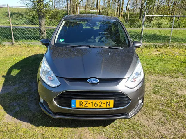 Ford B-Max 1.0 EB Titanium 100PK | CLIMA | NAVI | CRUISE | HAAK | CAMERA |