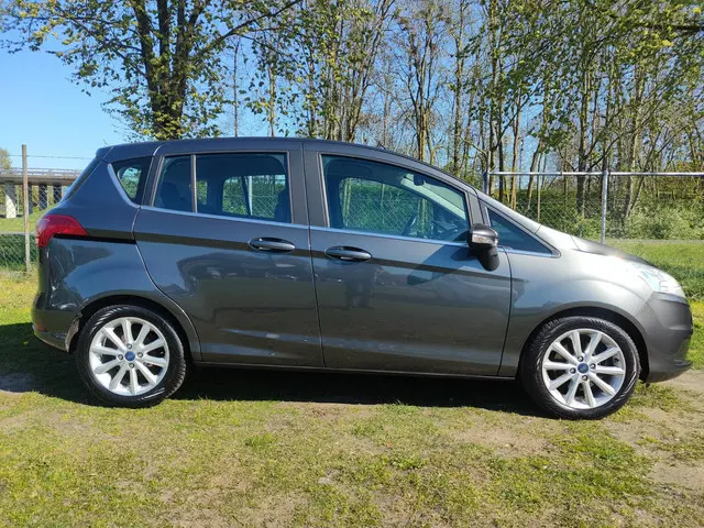 Ford B-MAX