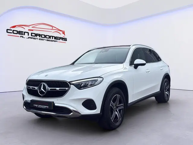 Mercedes-Benz GLC-klasse 300e 4MATIC Luxury Line Panoramadak / Burmester / Sfeerverlichting / Achter...