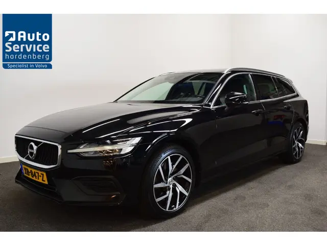 Volvo V60 2.0 T5 250pk AUT8 Momentum Trekhaak 1800kg/ Leer/ Pano/ Stoelverw.