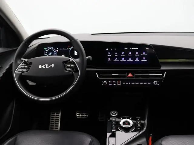 Kia Niro 1.6 GDi Hybrid ExecutiveLine | Schuif/Kanteldak | Stoelverwarming | Head-Up Display | 1e Ei...