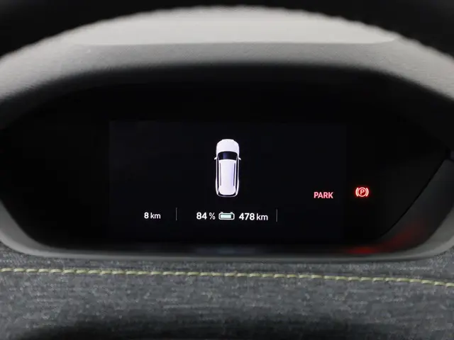 Škoda Elroq Business Edition Tour 210 kW / 286 pk | Levering in 2025! | Navi | Stoel/stuurverwarming | Parkeersensoren | Adaptive Cruise Control | Trekhaak |