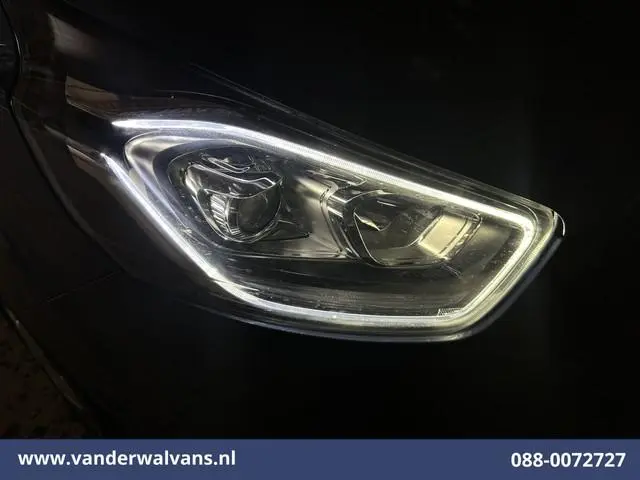 Ford Transit Custom 2.0 TDCI 131pk L2H1 Euro6 Airco | Camera | LED | Cruisecontrol | Verwarmde voorr...