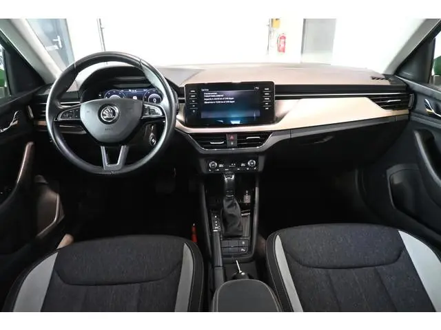 ŠKODA Kamiq 1.0 TSI Business Edition Automaat Virtual Cockpit Cruise Navigatie Clima Trekhaak Stoelv...
