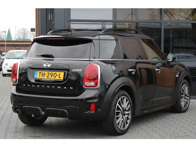 Mini Countryman 1.5 Cooper JCW-pakket AUT | Pano | Harman/Kardon | Leder