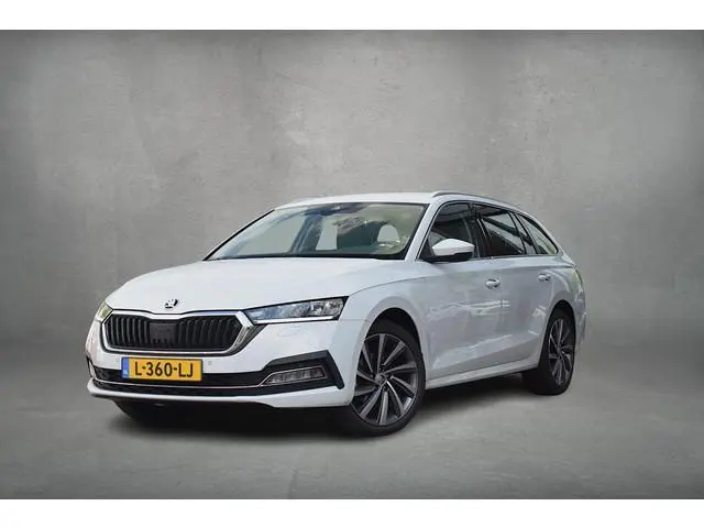 Skoda Octavia Combi 1.0 e-TSI Business Edition Plus | Stoelverw. | Apple Carplay | ACC | 18" LM Velg...