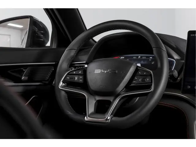 BYD SEAL U