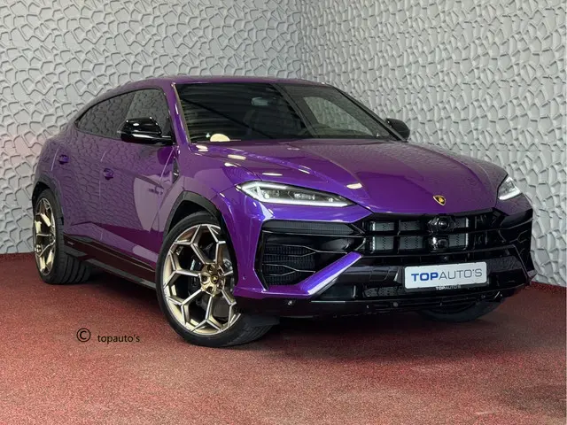 Lamborghini Urus 4.0 V8 SE 800 PK ALLE OPTIES/CARBON /AD PERSONAM/ VIOLA MITHRAS/ PANO / MASSAGE phe...