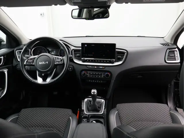 Kia Ceed Sportswagon 1.0 T-GDi DynamicPlusLine/ afneembare trekhaak/ lage km!