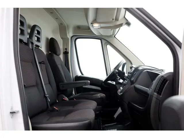 Citroën Jumper 33 2.2 BlueHDi 120pk L2H2 Airco/Imperiaal/2x Schuifdeur 07-2022