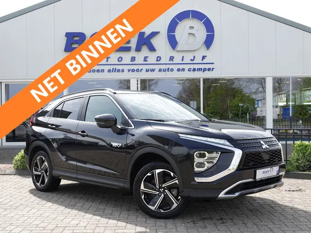 Mitsubishi Eclipse Cross 2.4 PHEV Intense H-LEER | CAMERA | LMV | NAVI | CRUISE
