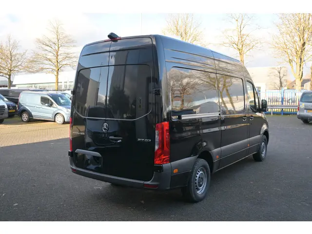 Mercedes-Benz Sprinter 317 CDI L2H2 PRO 3500 KG trekgewicht, LED koplampen, Smartphone integratiepak...