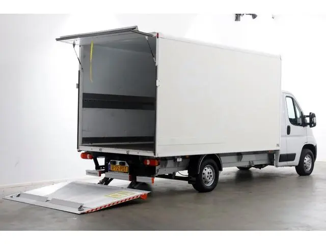 Opel Movano 2.2D 140pk Bakwagen met laadklep 1.060kg laadvermogen 08-2023