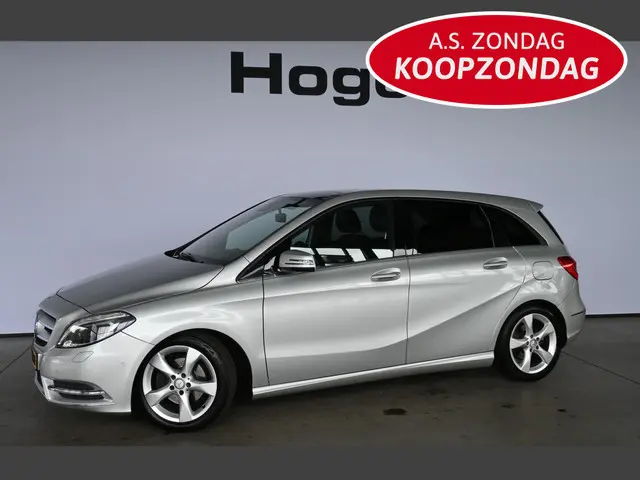 Mercedes-Benz B-klasse 200 CDI Prestige Cruise control Navigatie Trekhaak Airco Panoramdak Achteruitrijcamera PDC Stoelverwarming Inruil Mogelijk!