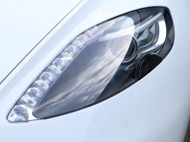 Aston Martin V12 Vanquish
