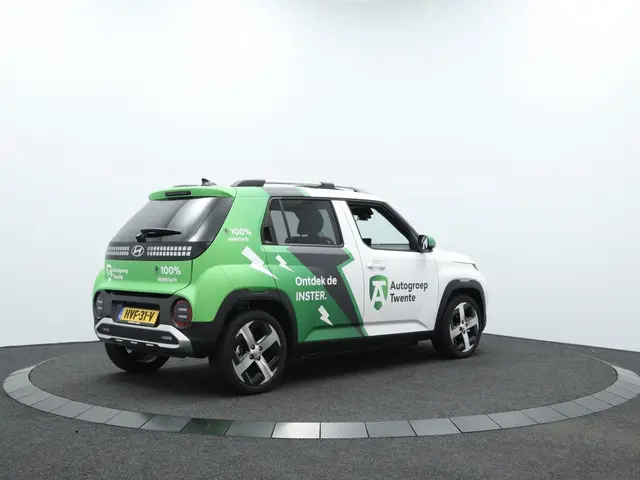 Hyundai INSTER Evolve Sky Plus 49 kWh | Navigatie | 360 camera | Stoelverwarmin