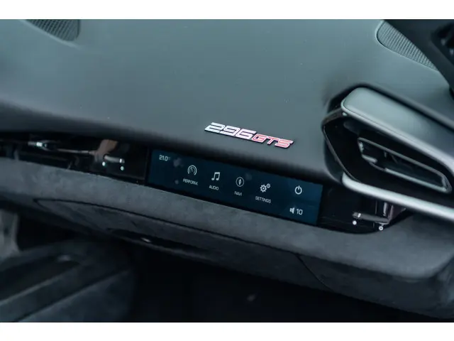 Ferrari 296