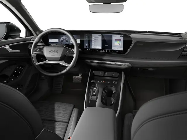 Audi A6 Avant 2.0 e-hybrid quattro Pro Line 299 PK · Tech pakket · Trekhaak elek. wegklapbaar · Sportstoelen