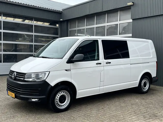Volkswagen Transporter 2.0 TDI L2H1 DC 4Motion 150pk 2x Schuifdeur 4x4 Btw en Bpm vrij!! Airco Cruis...