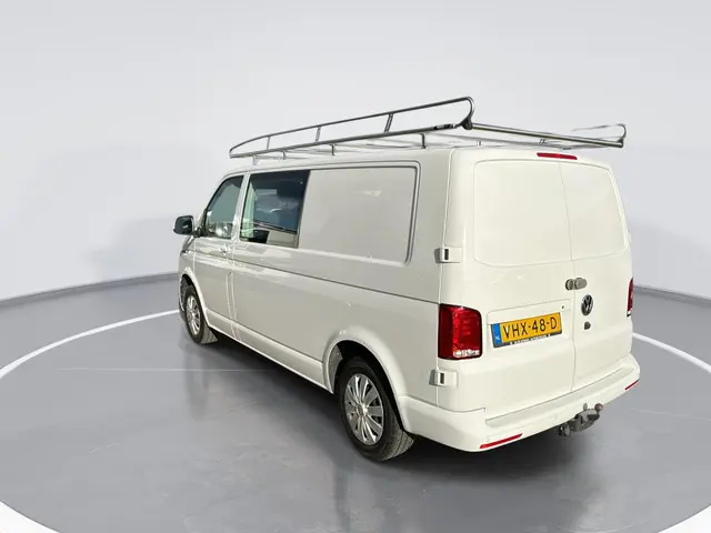 Volkswagen Transporter 2.0TDi 150pk DSG DC Comfortline L2 · Camera · Apple/Android Car Play · Naviga...