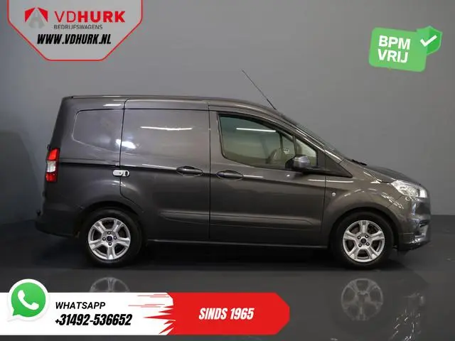 Ford Transit Courier